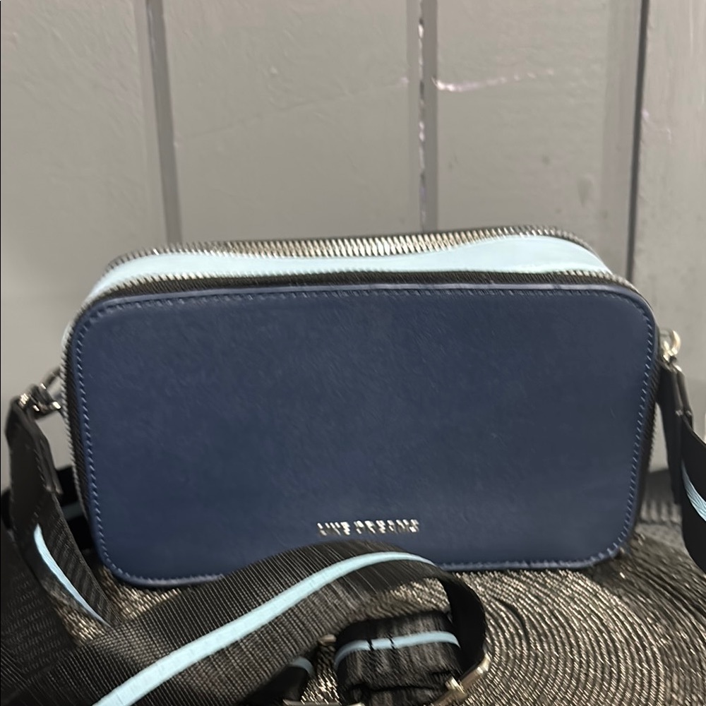 NWOT Like Dreams 2 Tone Blue Crossbody Bag - Picture 1 of 10